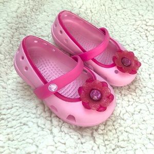 Pink Keely Mary-Jane style crocs